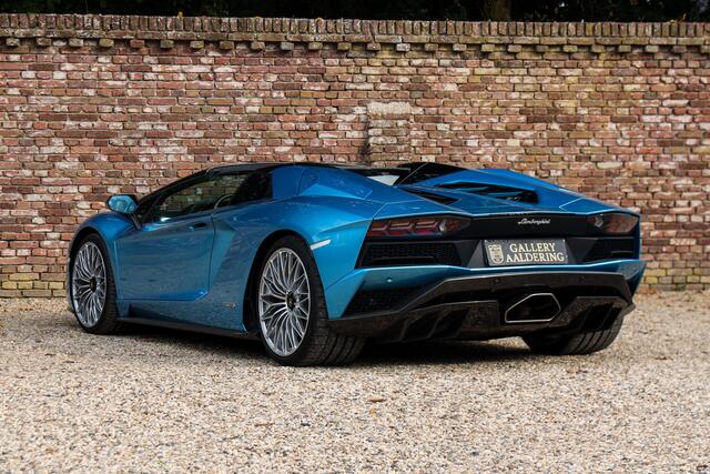 Lamborghini AVENTADOR S Roadster "Blu Aegir over Bianco Polar" "Blu Aegir over Bianco Polar" - First owner saw this color when it was introduced and just had to have it, And with extra blue contrasting stitching and lots of carbon fiber (Ad Personam), Manufacturer and dealer maintenance, The Dianthus wheels and Blu Aegir paint - If Lamborghini itself chose this combination for the launch - it can only be a good choise,Pristine condition