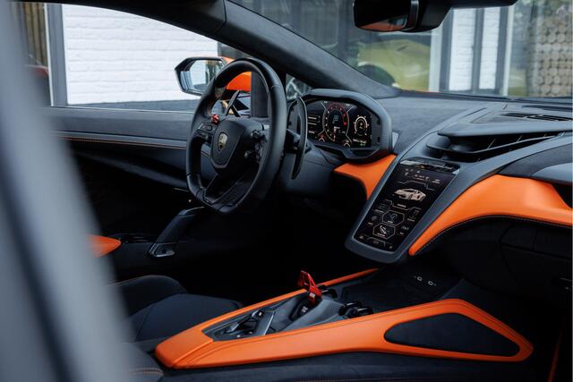 Lamborghini Revuelto 6.5 V12 ''Aranico Apodis'' Orig. NL - Passenger Display - Lift