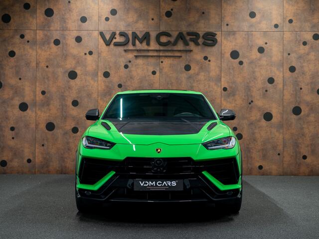 Lamborghini Urus 4.0 V8 Performante | Akrapovic | Full Carbon | Pano | B&O | XPEL |