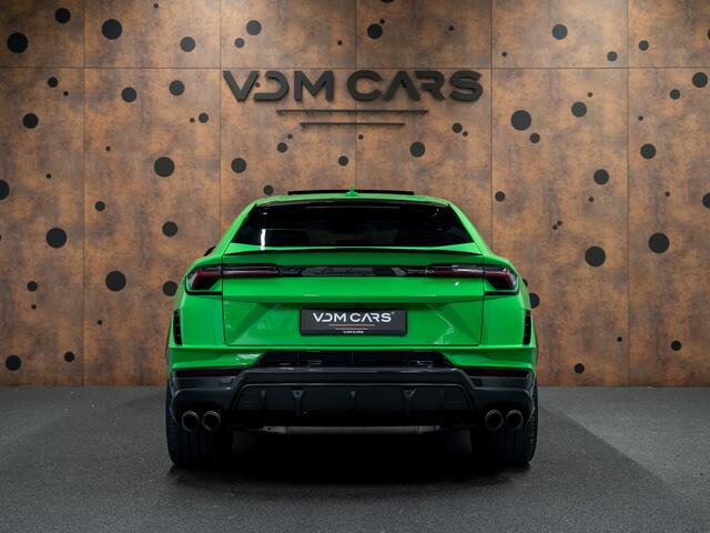 Lamborghini Urus 4.0 V8 Performante | Akrapovic | Full Carbon | Pano | B&O | XPEL |