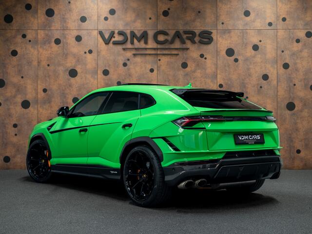 Lamborghini Urus 4.0 V8 Performante | Akrapovic | Full Carbon | Pano | B&O | XPEL |