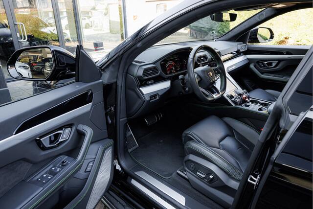 Lamborghini Urus 4.0 V8 [FULL LAMBORGHINI HISTORY] Bang & Olufsen - Soft Close - 360 view