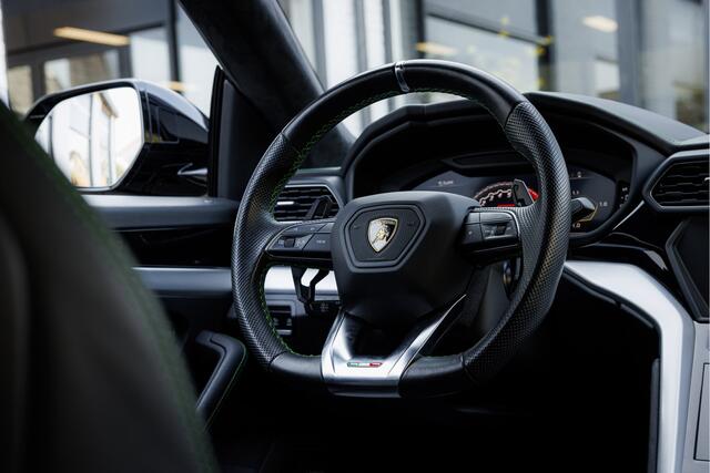 Lamborghini Urus 4.0 V8 [FULL LAMBORGHINI HISTORY] Bang & Olufsen - Soft Close - 360 view
