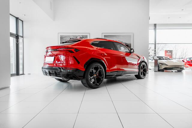 Lamborghini Urus 4.0 V8 ~Munsterhuis Sportscars~