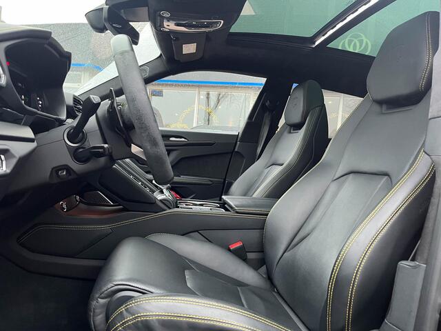 Lamborghini Urus 4.0 V8 Keramisch Pano B&O Leder BTW Lamborghini Urus 4.0 V8 Keramisch Pano B&O Leder