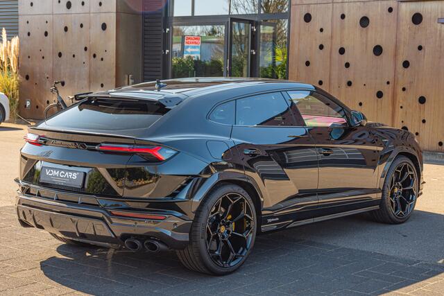 Lamborghini Urus 4.0 V8 Performante | AKRAPOVIC | CARBON | FULL ADAS |