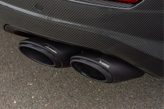 Lamborghini Urus 4.0 V8 Performante | Full Carbon | Full ADAS | Panorama | B&O 3D | 23" | Alcantara | Akrapovic |