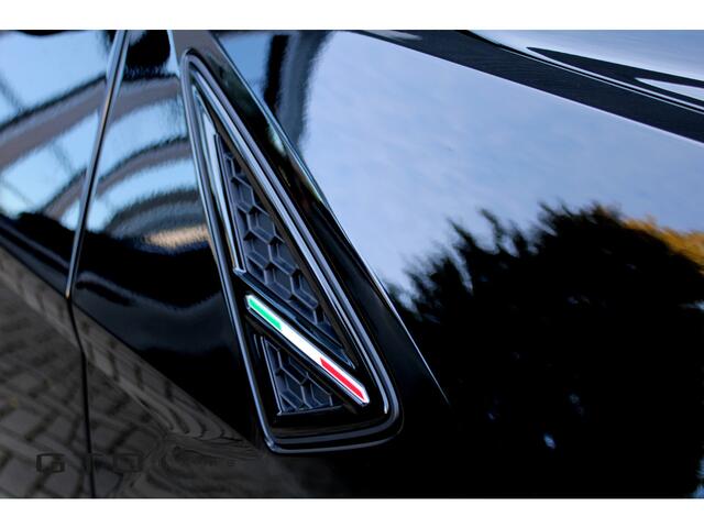 Lamborghini Urus 4.0 V8 S MY25 /Carbon int /B&O/Surround/ Maintenance 5 years/