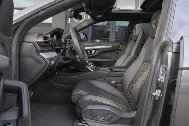 Lamborghini Urus 4.0 V8 650pk Panoramadak NLauto 4-seat config Carbon Bang&Olufsen 4-wielsturing Massage Stoelkoeling 23" LMV