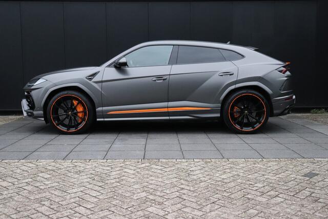 Lamborghini Urus 4.0 V8 Graphite Capsule | KERAMISCH | PANO | ENTERTAINMENT | B&O | SOFTCLOSE | FULL OPTIONS