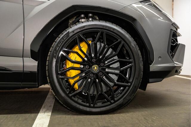 Lamborghini Urus SE MY25 | Panorama Roof | Full Comfort Seats | B&O