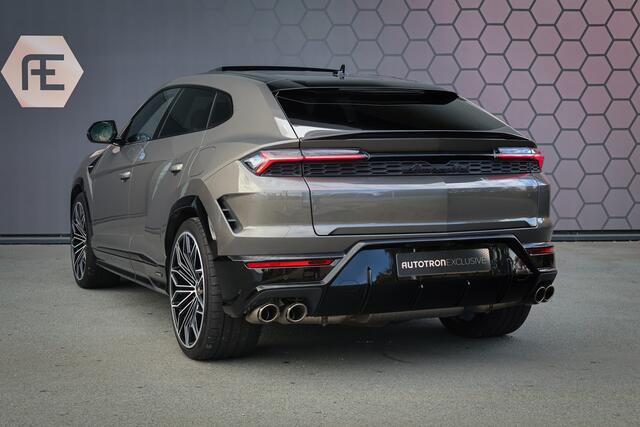 Lamborghini Urus SE 4.0 V8 Hybrid | AKRAPOVIC | FULL PPF | B&O ADVANCED | ACC |
