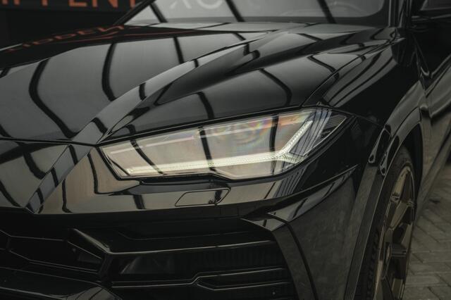 Lamborghini Urus Urus Zwart