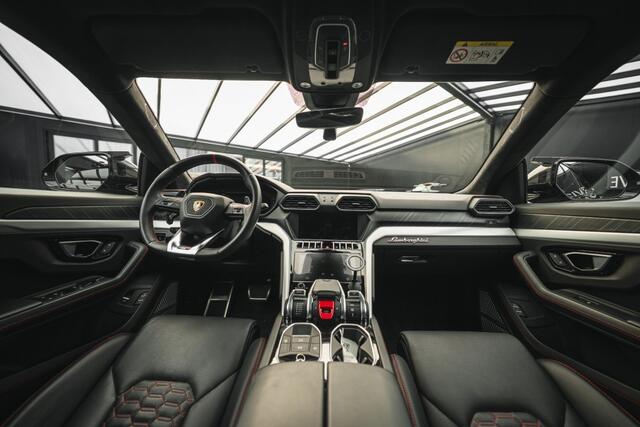 Lamborghini Urus Urus Zwart