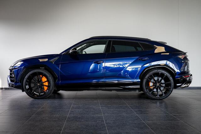 Lamborghini Urus 4.0 V8 | Akra | 23 Inch | Pano | B&O | HUD