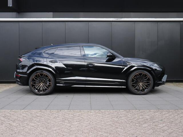 Lamborghini Urus 4.0 V8 Hybrid SE | DIREKT LEVEBAAR !!! | LEDER | PANO-DAK | B&O | SOFT-CLOSE | MASSAGE | HEAD-UP | STOELVERK. | 5 JAAR GARANTIE |