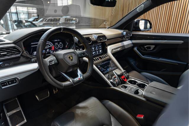 Lamborghini Urus Carbonpakket B&O Massage ACC HUD Urus 4.0 V8