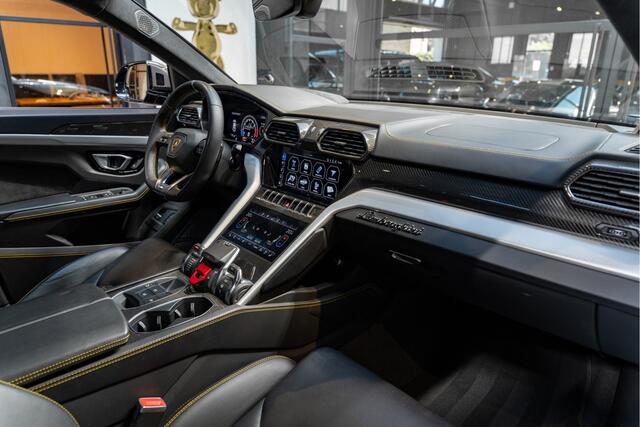 Lamborghini Urus Carbonpakket B&O Massage ACC HUD Urus 4.0 V8
