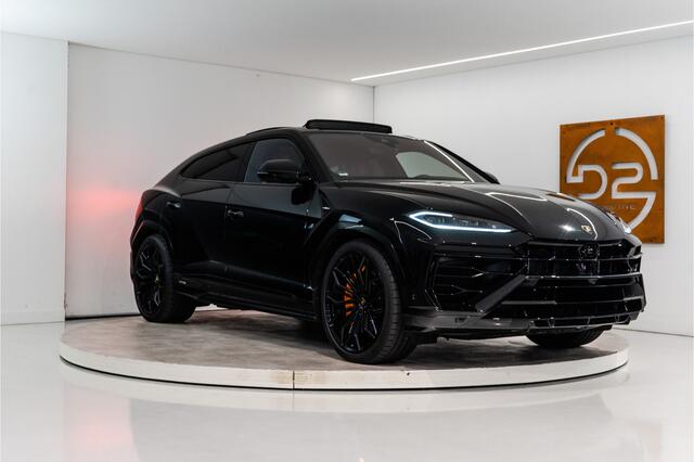 Lamborghini Urus 4.0 V8 Hybrid SE 800PK | Ad Personam | Nero Helene | Nero Ade/Arancio Leoni | Bang&Olufsen 3D | Ceramic | Service Package 5YR | 3YR Warrenty | VOL