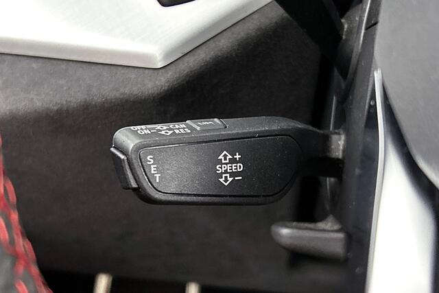 Lamborghini Urus 4.0 V8 Paarse Wrap, Entertainment rear, B&O