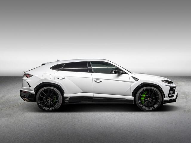 Lamborghini Urus MY2021