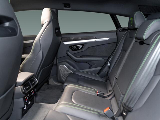 Lamborghini Urus MY2021