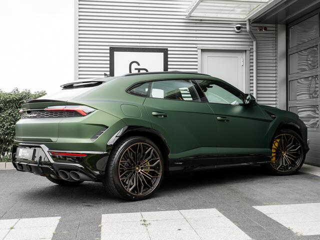 Lamborghini Urus 4.0 V8 Hybrid SE | CARBON | MATT | BTW | PANO | VOL