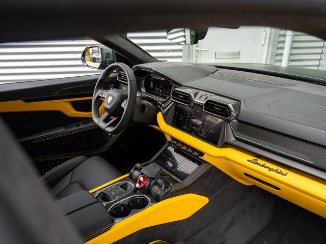 Lamborghini Urus 4.0 V8 Hybrid SE | CARBON | MATT | BTW | PANO | VOL