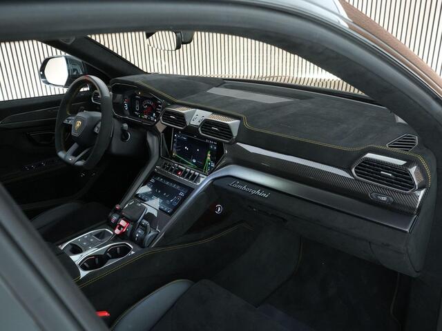 Lamborghini Urus Performante 4.0 666pk V8 |org. NL|Akra|B&O advance|pano|carbon|rear seat ent.|massage|full alcantara|head-up|blind spot|360 camera|23" LMV| – foto 3