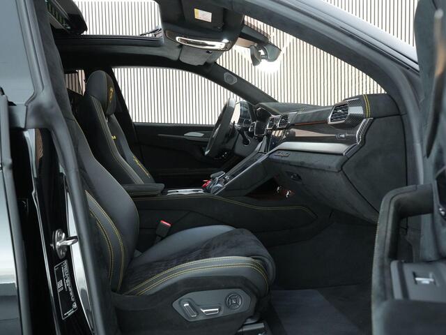 Lamborghini Urus Performante 4.0 666pk V8 |org. NL|Akra|B&O advance|pano|carbon|rear seat ent.|massage|full alcantara|head-up|blind spot|360 camera|23" LMV| – foto 4