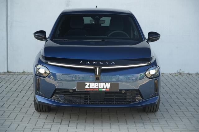 Lancia YPSILON Edizione Limitata Cassina 51 KWH | Boek nu uw proefrit