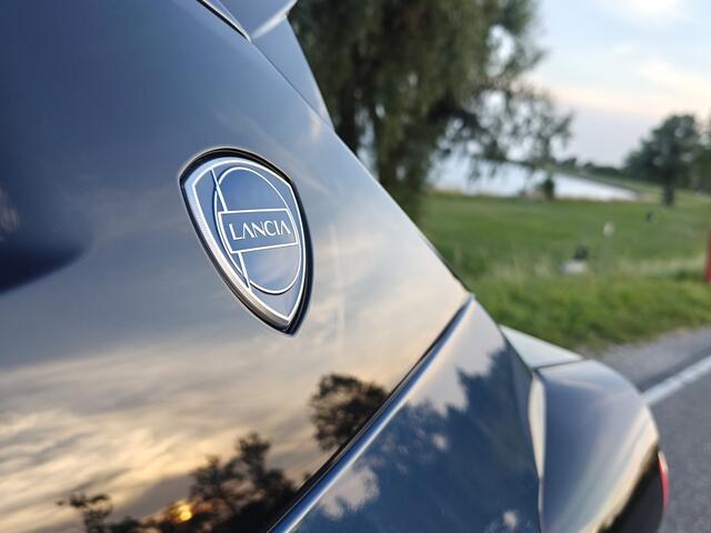 Lancia YPSILON LX 54 kWh | Luxe uitvoering