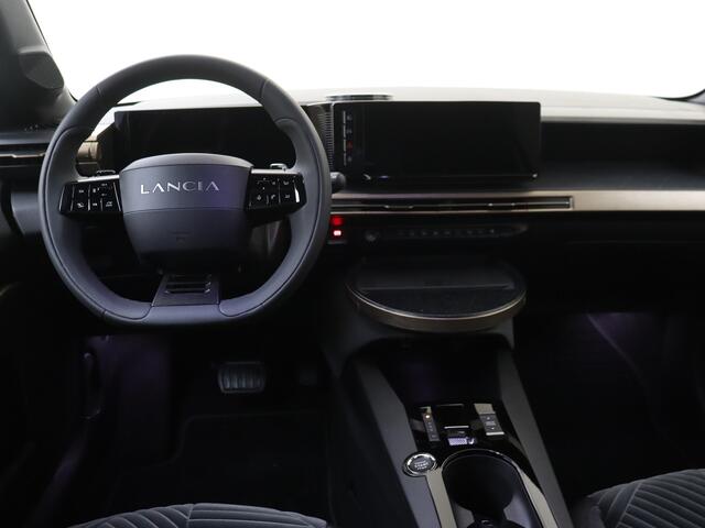 Lancia YPSILON 1.2 Turbo Hybrid LX | Camera voor en Achter | Apple Carplay | Navigatie | 17" LMV