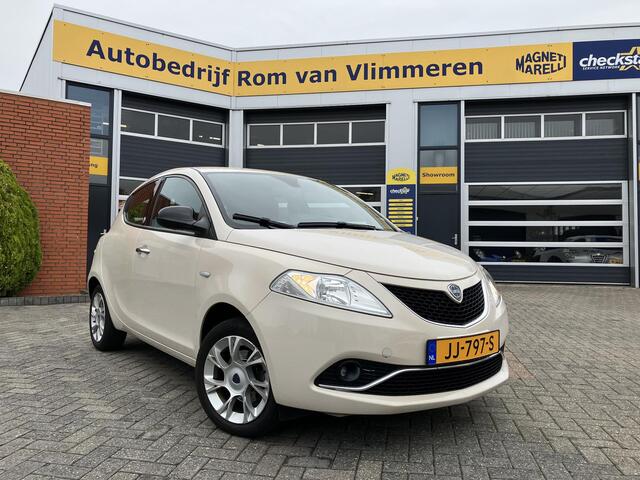 Lancia YPSILON 0.9 TwinAir Opening Edition | Automaat |