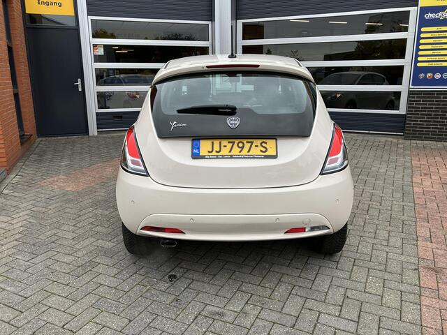 Lancia YPSILON 0.9 TwinAir Opening Edition | Automaat |