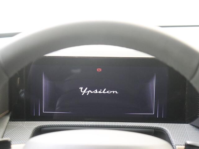 Lancia YPSILON 1.2 Turbo Hybrid LX