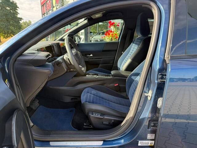Lancia YPSILON 1.2 Turbo Hybrid Edizione Cassina Limitata *ACC*