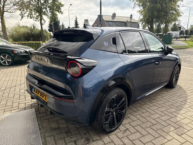 Lancia YPSILON Edizone Cassina Limitata 51 kWh