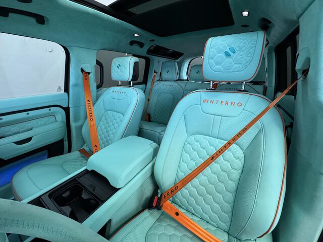 Land Rover DEFENDER 2.0 P400e 110 X?Customized Signature Car?UNIEK?Custom Interieur?Stoelventilatie?URBAN?Meridian?Panoramadak?
