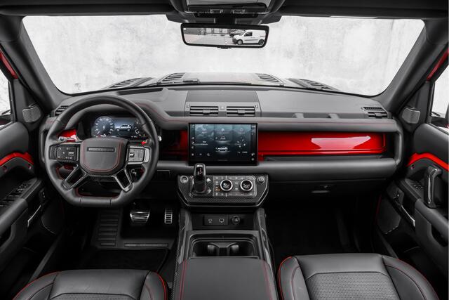 Land Rover DEFENDER V8 URBAN XRS 1/25 | PANO | ELEKTRISCHE STOELEN | 23 INCH VELGEN | STUURVERWARMING | 360 CAMERA