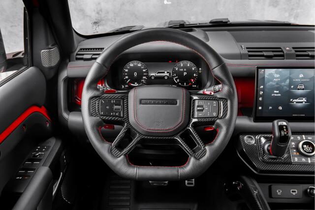 Land Rover DEFENDER V8 URBAN XRS 1/25 | PANO | ELEKTRISCHE STOELEN | 23 INCH VELGEN | STUURVERWARMING | 360 CAMERA