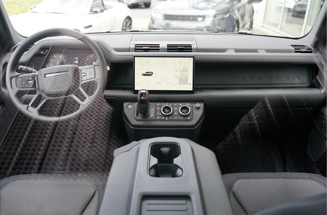 Land Rover DEFENDER 3.0 P400 110 MHEV X-Dynamic HSE - Grijs Kenteken - Verwarmd stuurwiel -
