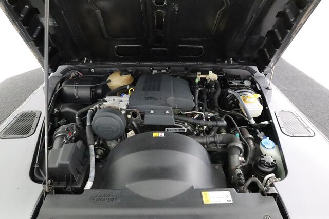 Land Rover DEFENDER 2.2 D SW 110 Adventure