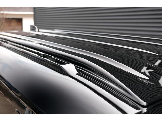 Land Rover DEFENDER 3.0 D200 90 X-Dynamic SE bedrijfswagen / Santorini Black / 22'' / Ebony leder / Luchtvering / Laag schot