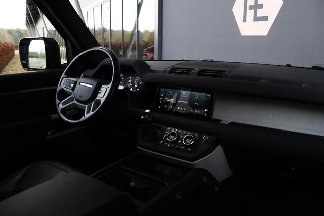 Land Rover DEFENDER 110 P400e 110 X-Dynamic SE URBAN ACCESOIRES | 22 INCH | ELEK. TREKHAAK | STOELVERWARMING & VERKOELING | LUCHTVERING | 360 CAMERA | STUURWIELVERWARMING | PANORAMA DAK | ZWARTE HEMELBEKLEDING | KEYLESS |