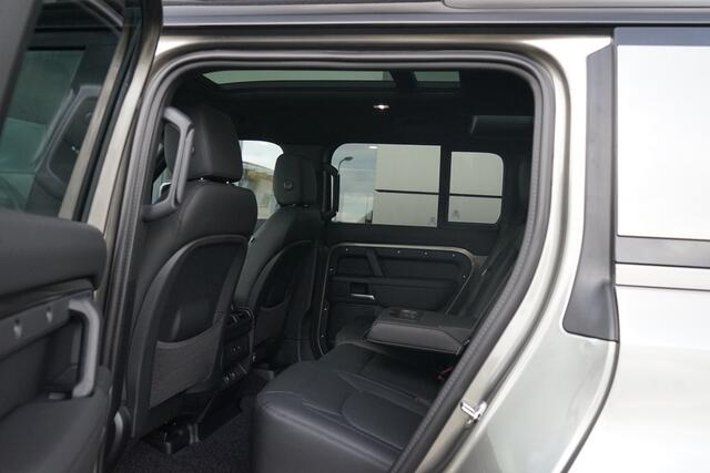 Land Rover DEFENDER 110 2.0 P300e 110 X-Dynamic SE | Elektrische trekhaak | Stoel ventilatie |