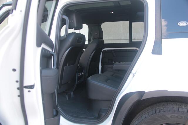 Land Rover DEFENDER 110 P400e S
