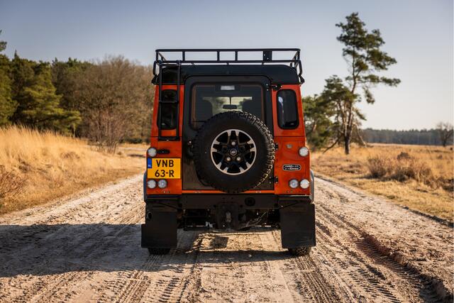Land Rover DEFENDER 2.2 Tdci Adventure Limited Edition 4 persoons uitvoering