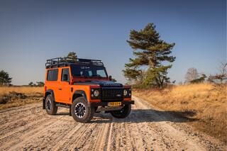 land-rover-defender-2.2-tdci-advent
