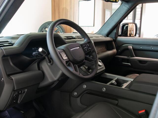 Land Rover DEFENDER 110 2.0 P300e 110 X-Dynamic HSE Snel Leverbaar | Prijs Exclusief Daktent | Leder Uitbreiding!